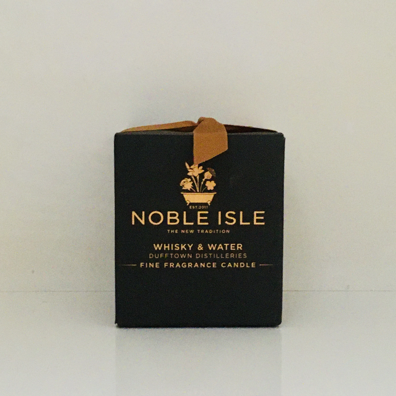 Noble Isle Whisky & Water Candle